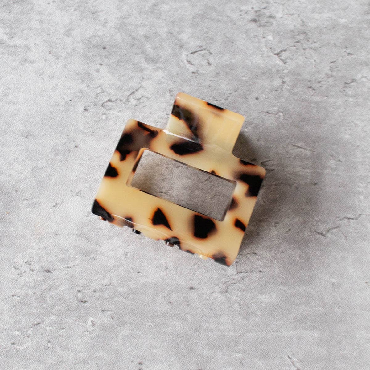 Kylie Hair Clip: Cookie Mix