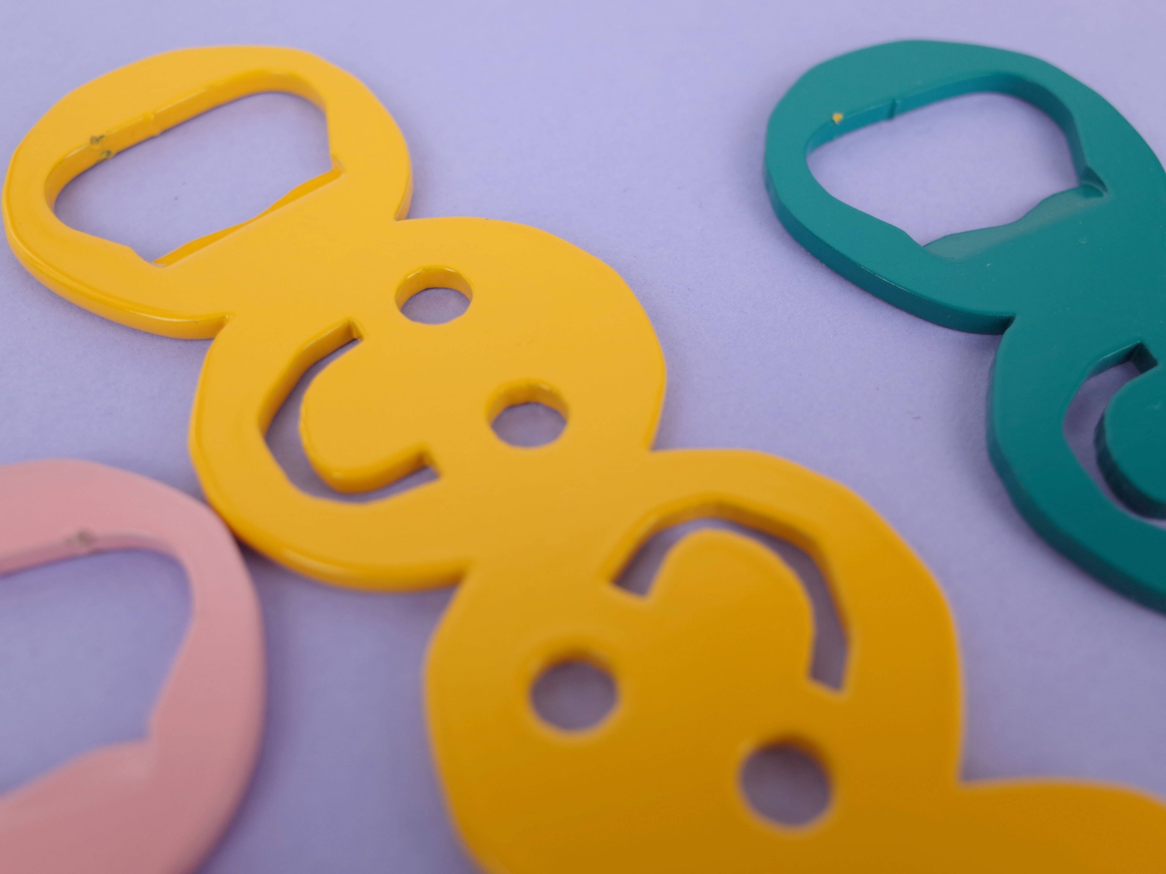 Cheersie Bottle Opener - Sunny Yellow