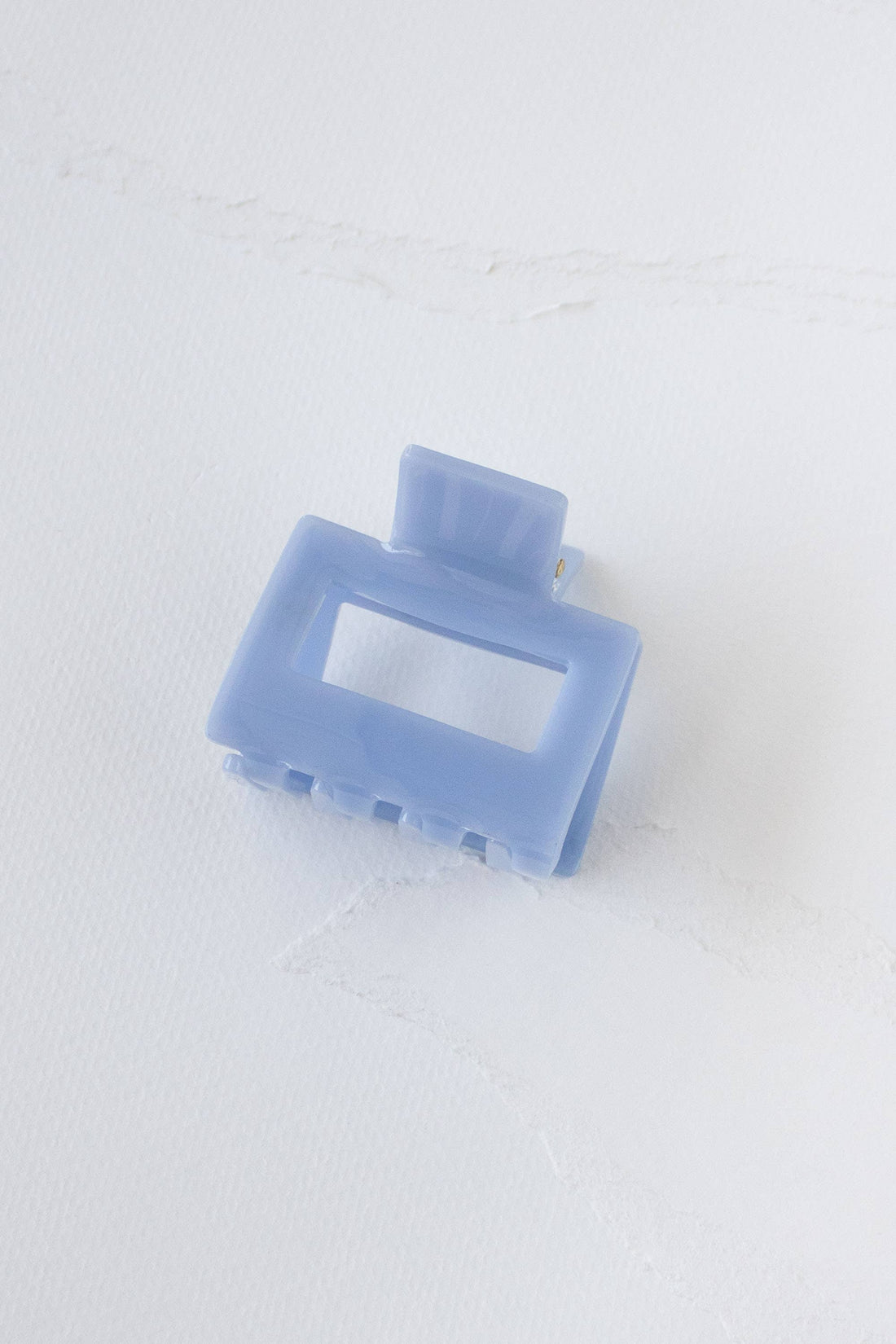 Kylie Hair Clip: Blueberry