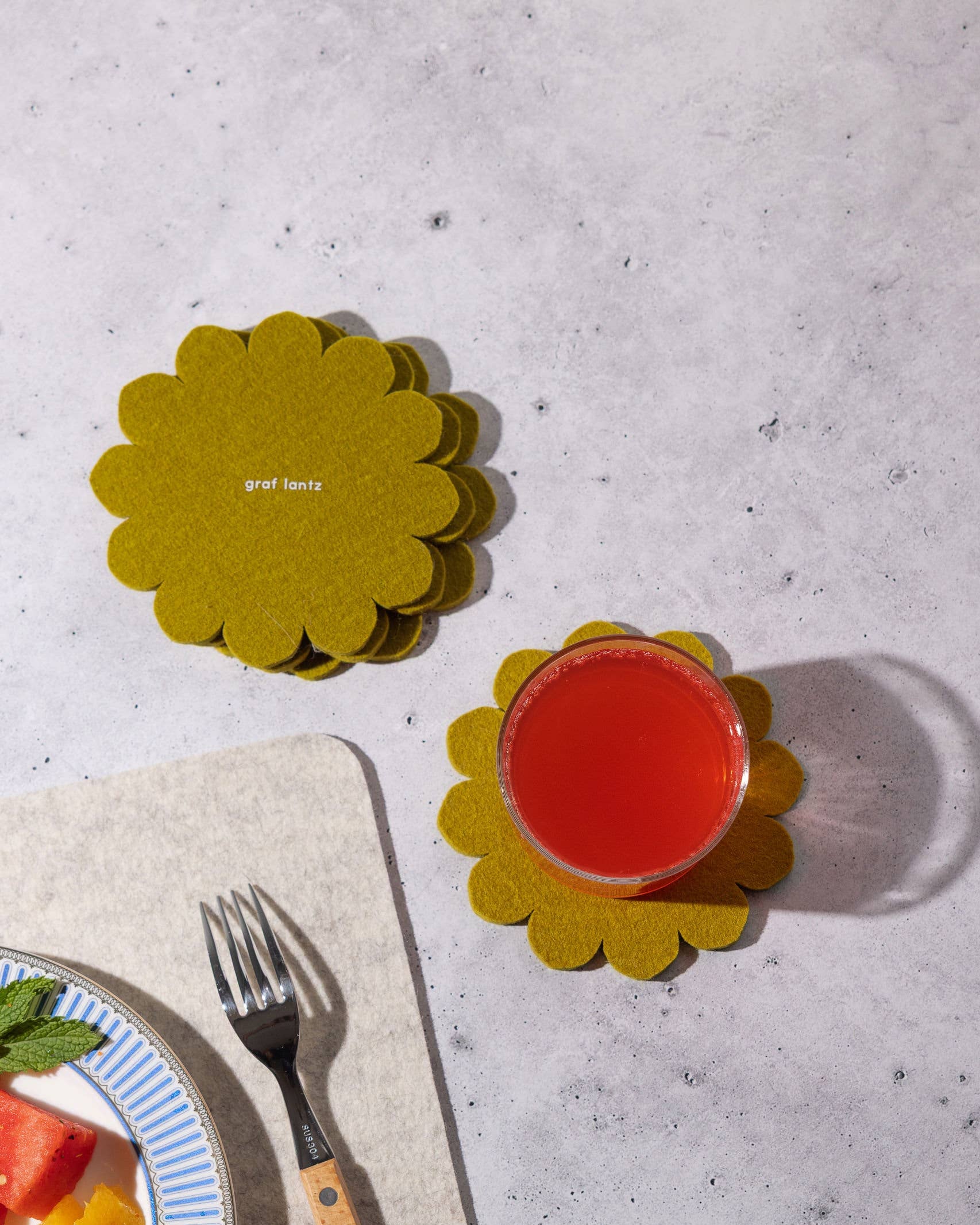 Crest  Felt Coaster Set - Dandelion