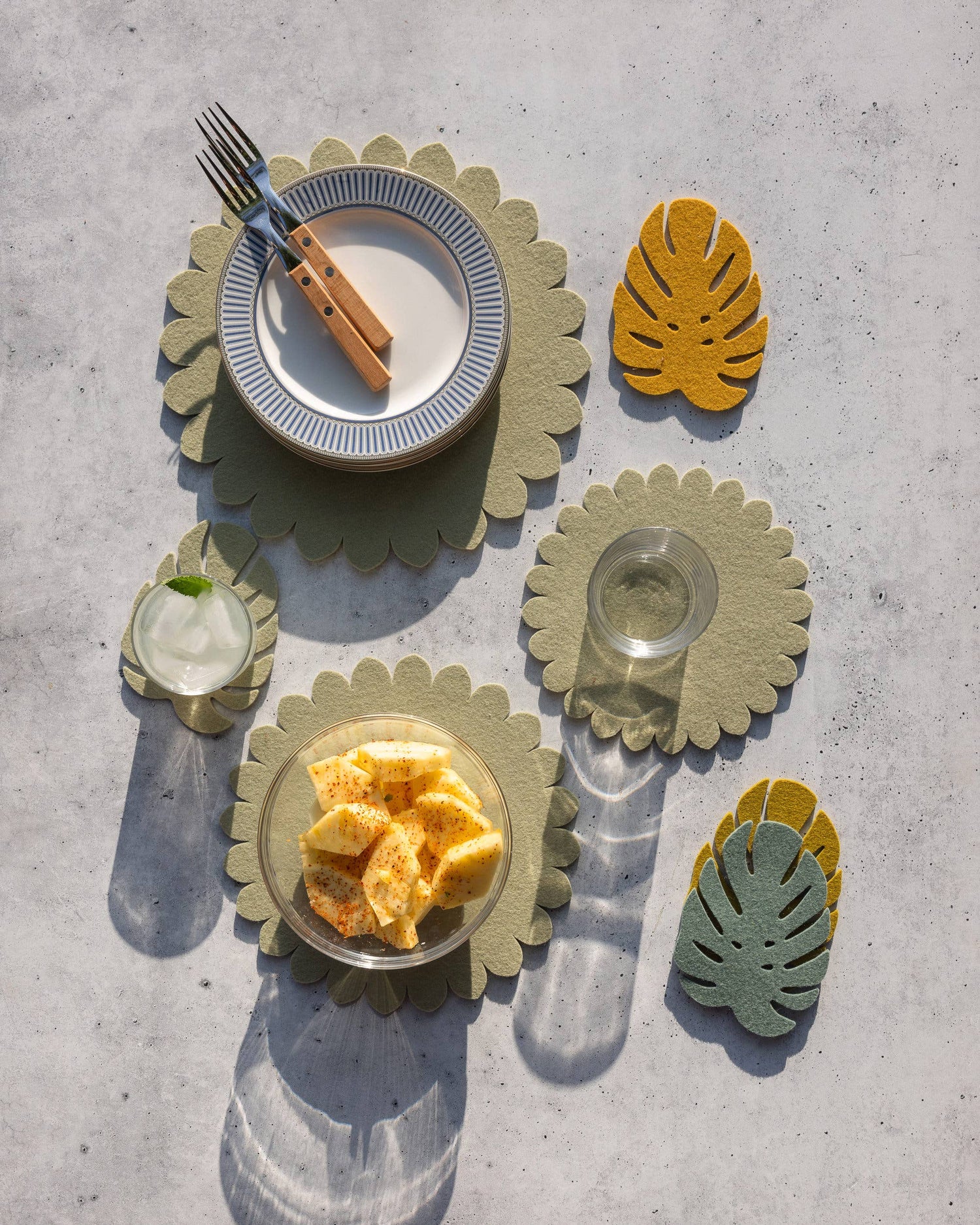 Crest Merino Wool Trivet - Dew