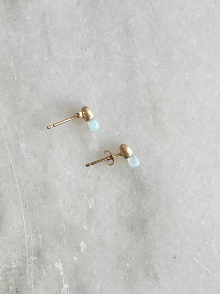 Opal Stud Earring - 14k gold